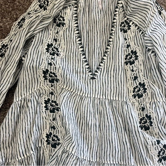 Free People size small medium long sleeve elasticized Top - Picture 2 of 7